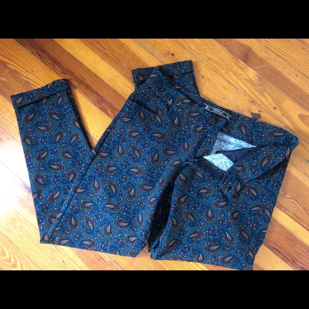 Capri pants